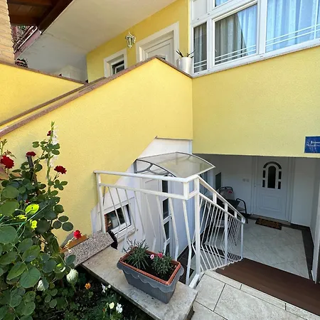 Petrovski Apartman Porec