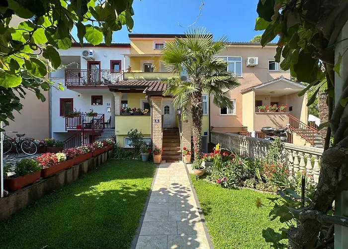 Petrovski アパート *