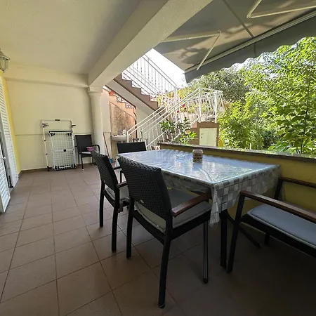 Petrovski Apartment Porec