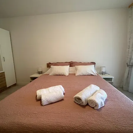 Petrovski * Porec