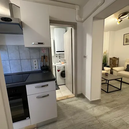 Petrovski Apartment